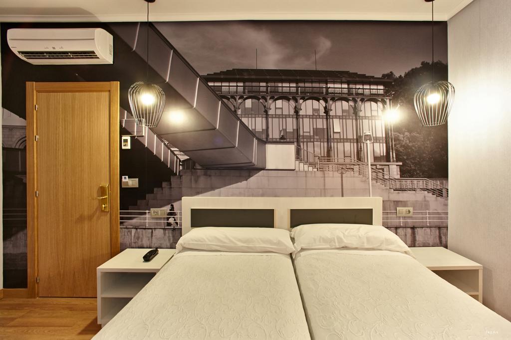 Hotel Sirimiri Більбао Екстер'єр фото